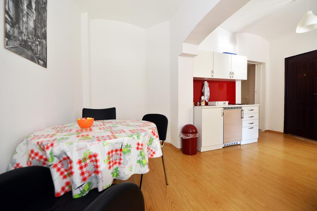 Hostel Temza Загреб Екстер'єр фото