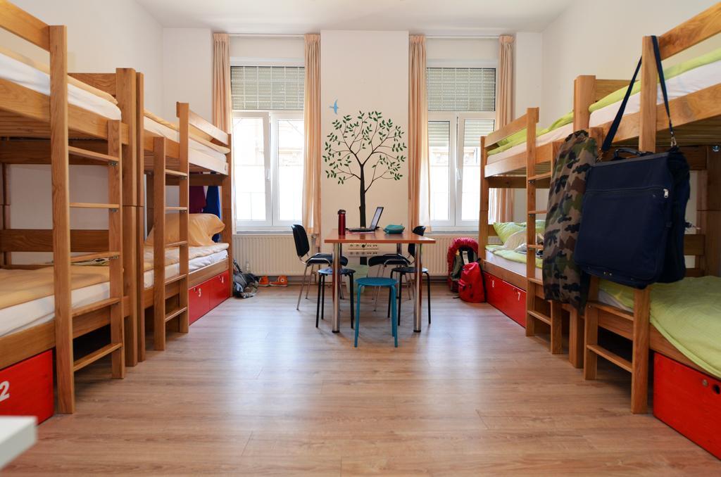 Hostel Temza Загреб Номер фото