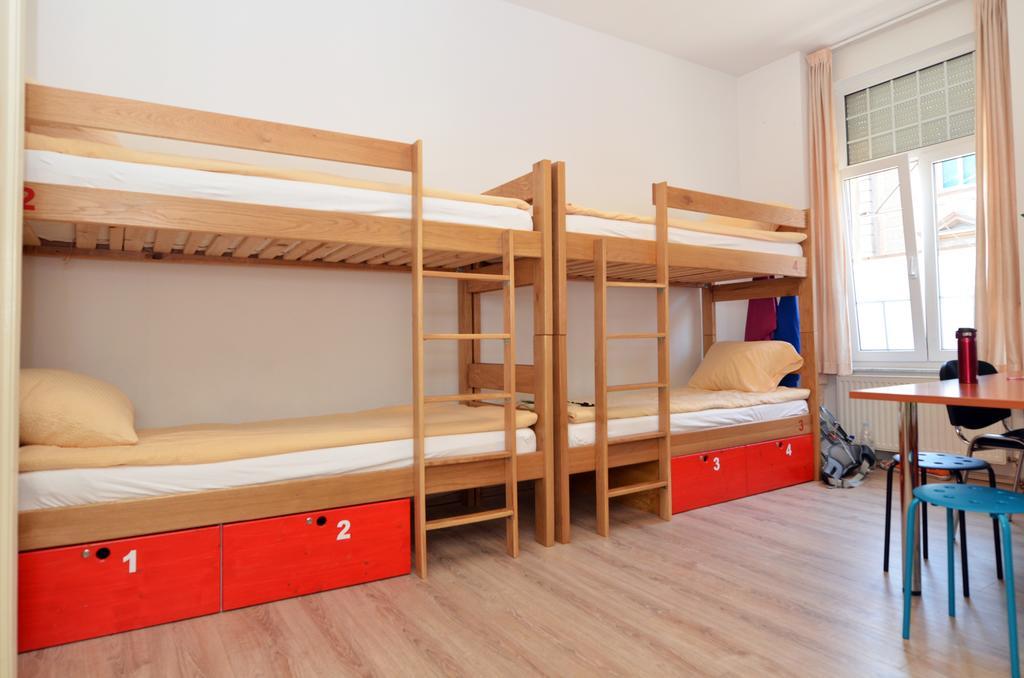 Hostel Temza Загреб Номер фото
