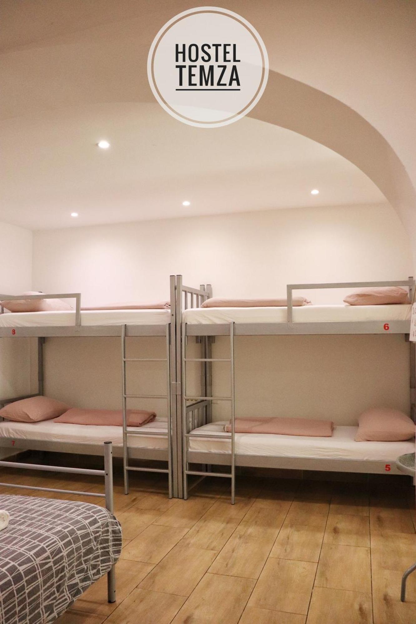 Hostel Temza Загреб Екстер'єр фото