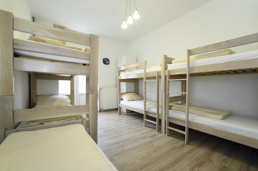 Hostel Temza Загреб Екстер'єр фото
