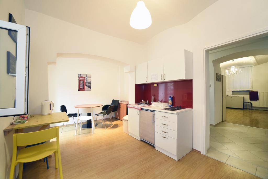 Hostel Temza Загреб Екстер'єр фото