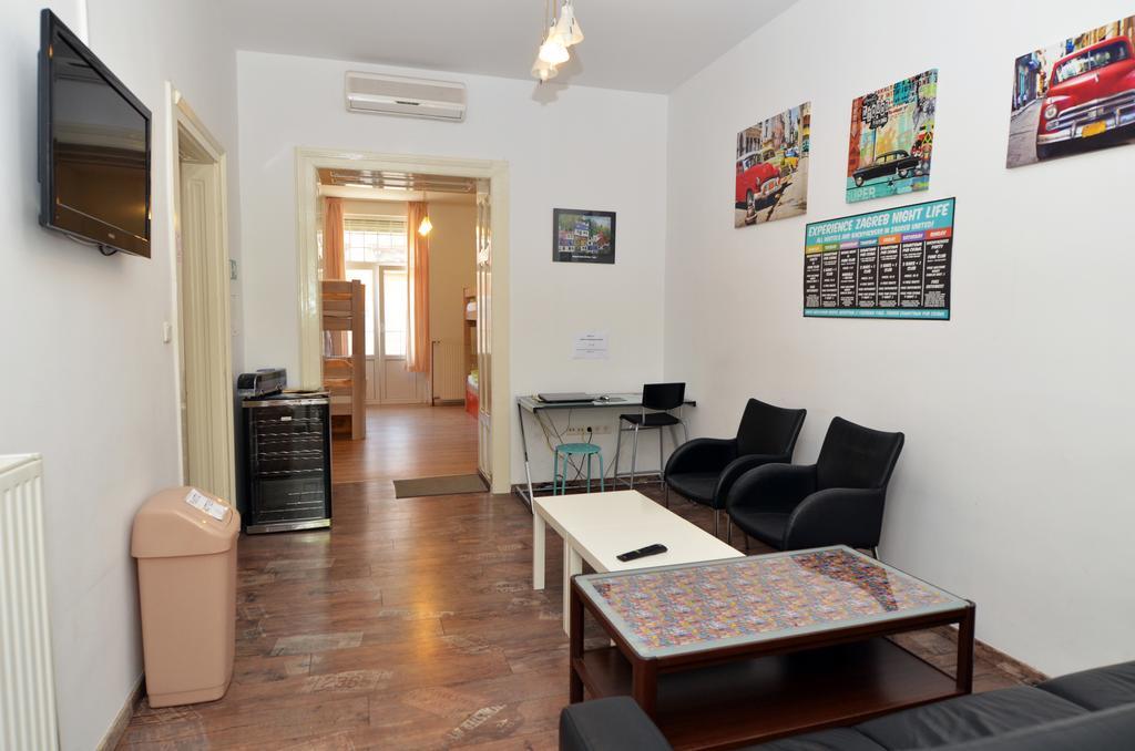 Hostel Temza Загреб Екстер'єр фото