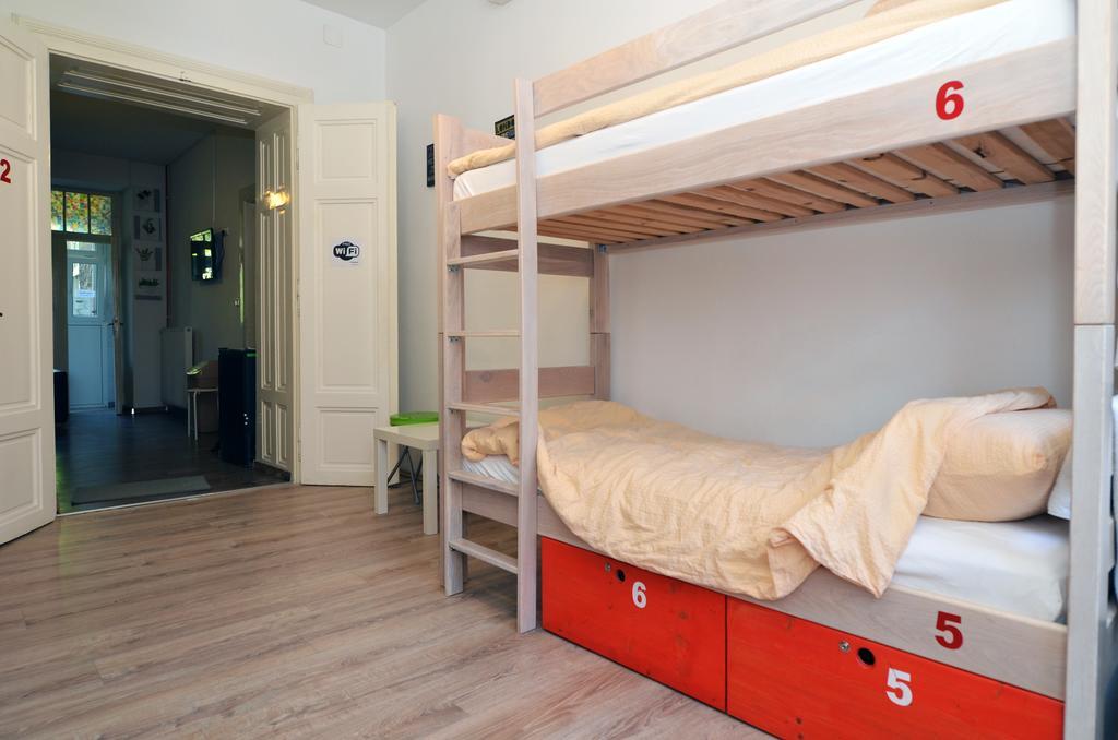 Hostel Temza Загреб Номер фото