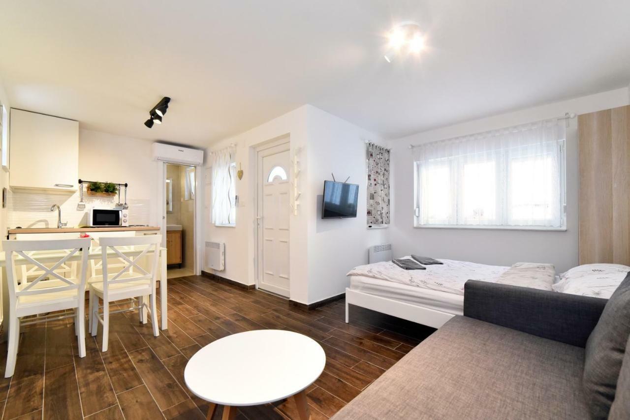 Hostel Temza Загреб Екстер'єр фото